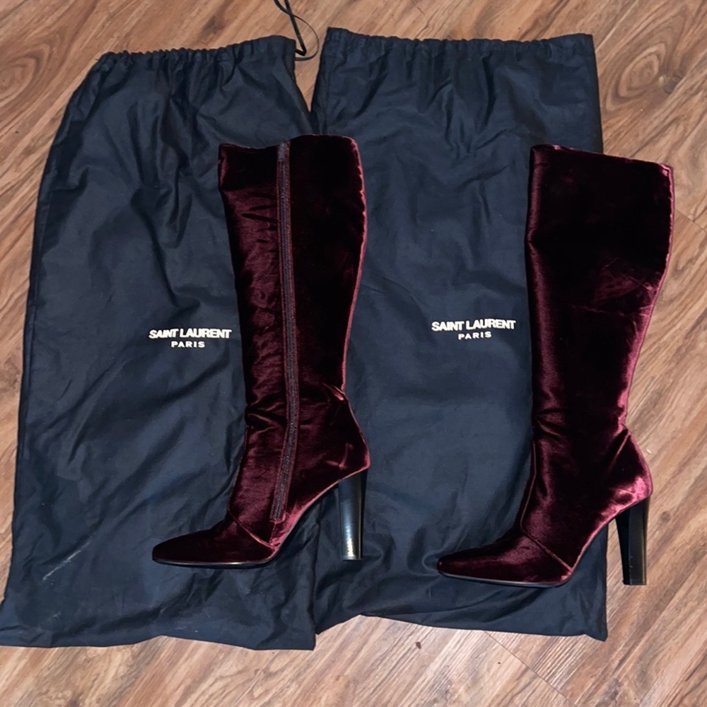Saint Laurent Lily velvet knee boots !